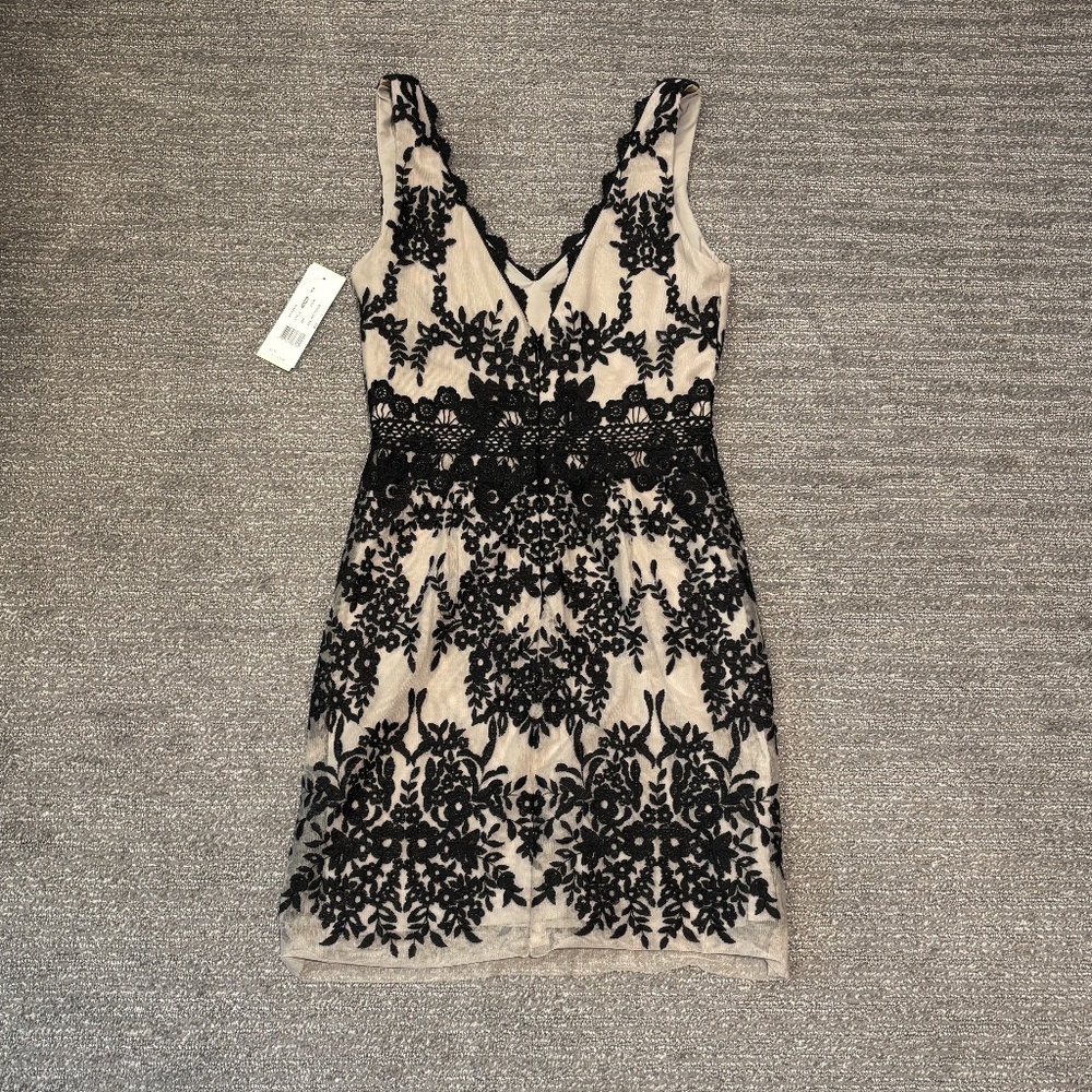 Nicole Miller Floral Dress - black/tan - Picture 2 of 3